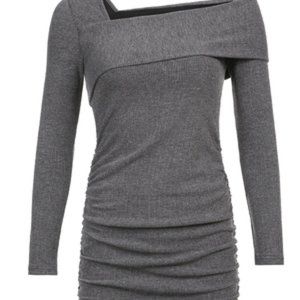 Knitted butt-hugging skirt